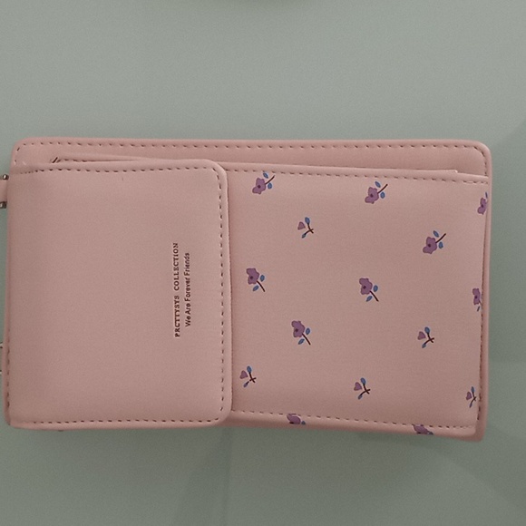 PRCTTYSYS COLLECTION Crossbody Wallet Phone Bag - Picture 1 of 5